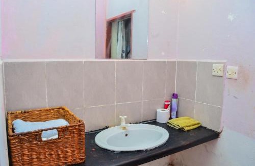 Diani Beach Bed & Breakfast | Kinazini getaway