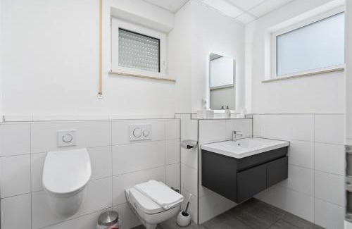 Ailingen Apartment | Ferien & Business Apartments Hotel Adler
