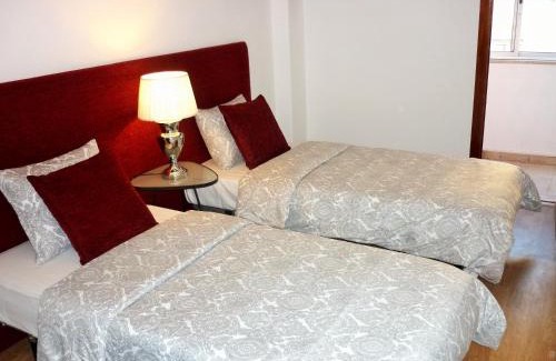 Santa Isabel Apartment | Campo Ourique Charming Apartment