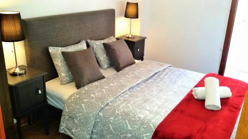 Santa Isabel Apartment | Campo Ourique Charming Apartment