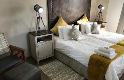 Otjiwarongo House | Bush Pillow Guest House
