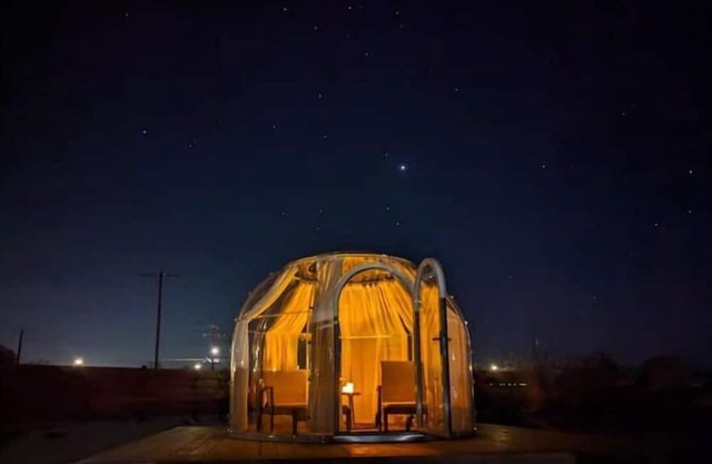 Starry Oasis with Stargazing Dome, Hot tub, Hammocks & Firepit!