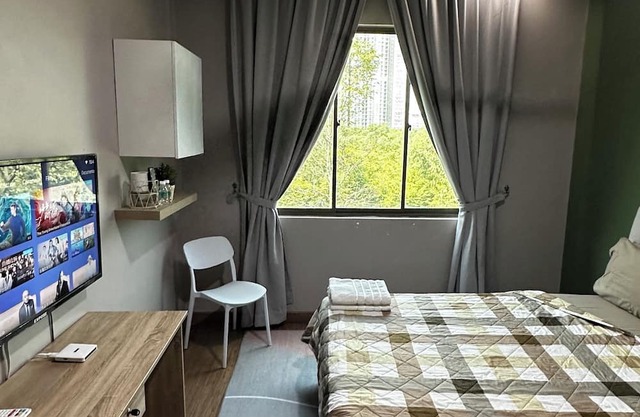 Self Check in Homestay Room 3A, Y5 Netflix Parking Coway