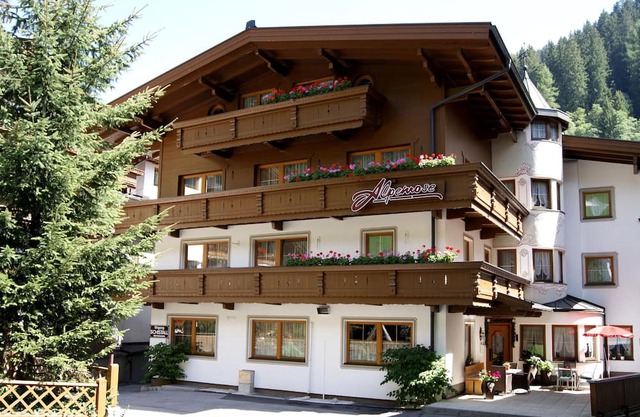 Apartment 'Appartement Himmelschlüssel' with Balcony and Wi-Fi