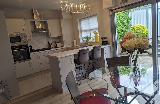 Stunning Town house located in the heart of Westport Quay