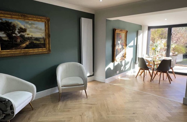 Stylish Home in Handforth near Mcr Airport