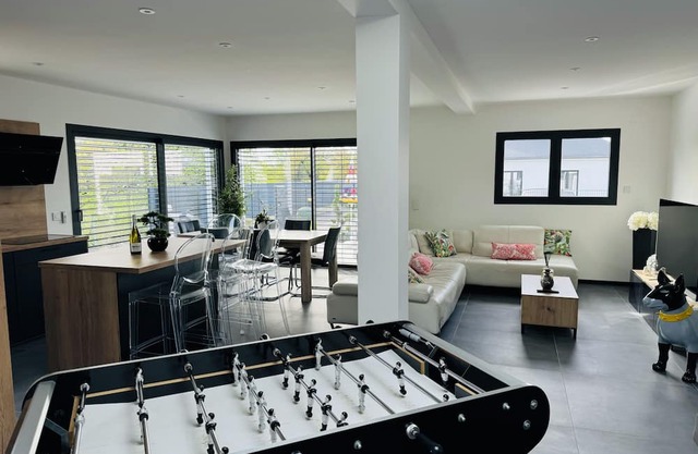 Maison Moderne Idéale Pour un Séjour en Famille