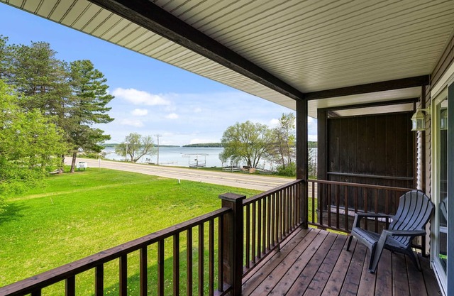 South Arm Retreats