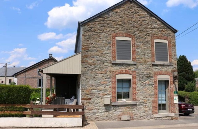 Lovely holiday home in Wallonie with private garden