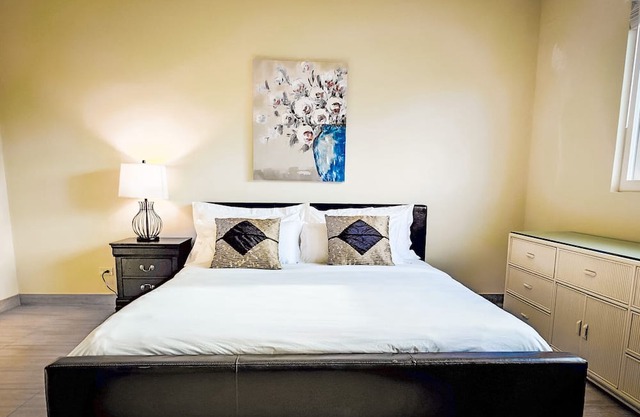 Luxury 3BD/2BA Condo - Unit 202 Tumon Isa