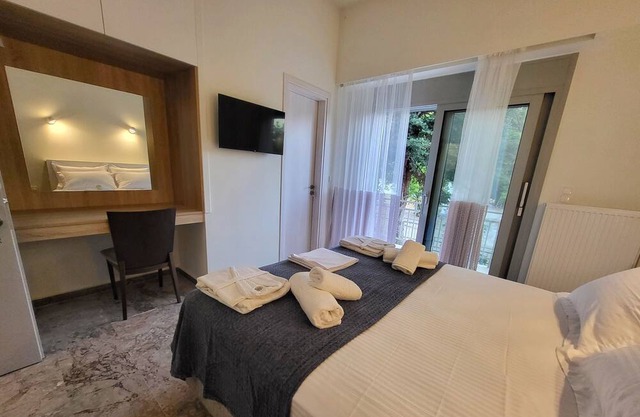Modern comfortable apartment very close to Olympia ancient site and town center