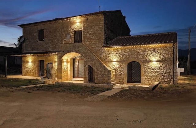 Tourist Accommodation The Ancient Village of Leonardo