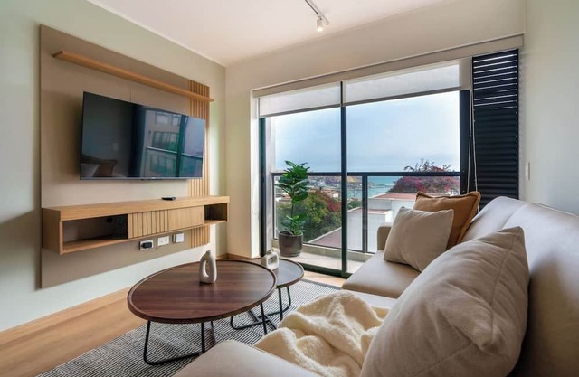 Geko : Ocean Line _2BR w/panoramic view