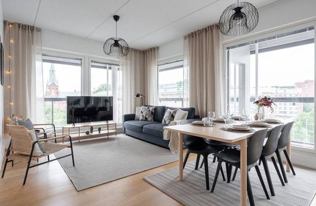 Modern Apartment with Sauna & Large Balcony