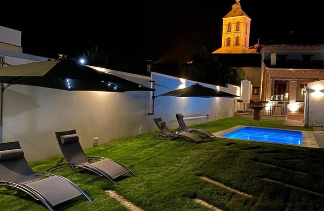 Country House 'La Antigua Taberna' with Private Pool, Wi-Fi, and Air Conditioning
