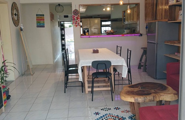 Cozy, Good Vibes, Familial, Central, Coastal and Functional