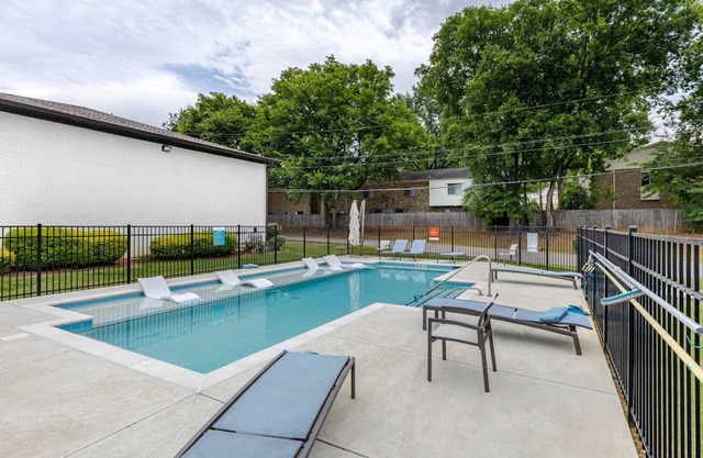 Charming studio apartment in awesome Huntsville near Redstone Arsenal