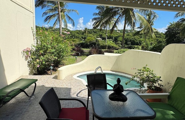 2 Bedroom Villa in Cap Estate on Golf corse near beach w/private pool.