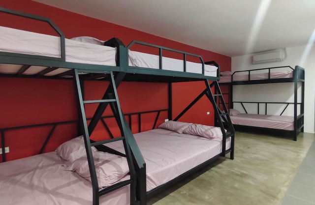 Outdoor 5-story hotel resort in Lakewoods, Los Banos, Laguna Philippines