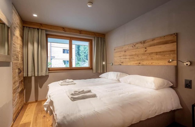 Wifi, 150m from ski lifts, terrace, balcony, tv, ski locker, 63m², Zinal