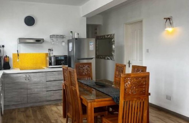 Woody Escape-5 mins walk to the beach-rooftop pool