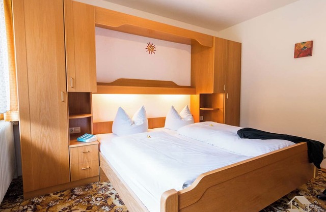 Room 'Doppelzimmer' with Shared Terrace, Balcony and Wi-Fi
