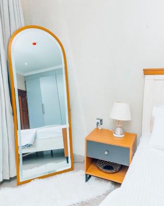 Royal Ridge Apartment