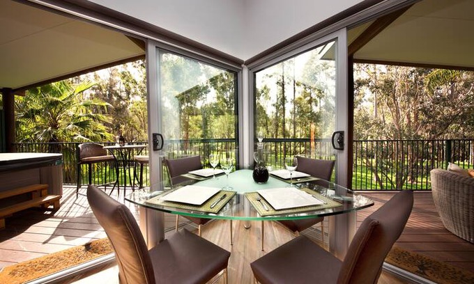 Nannup Villa | Palm Chalet