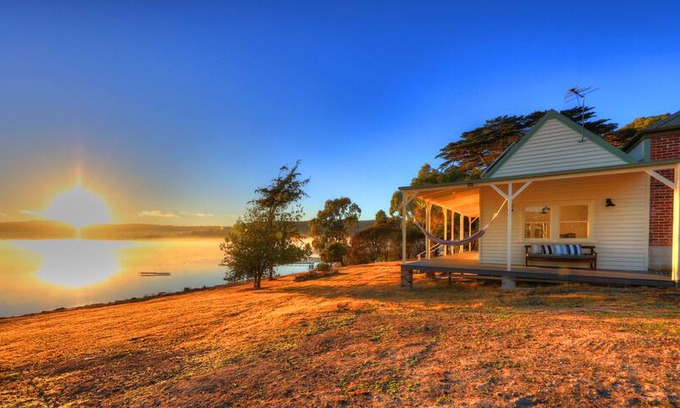 Southern House | Bruny Island - Cheverton Point