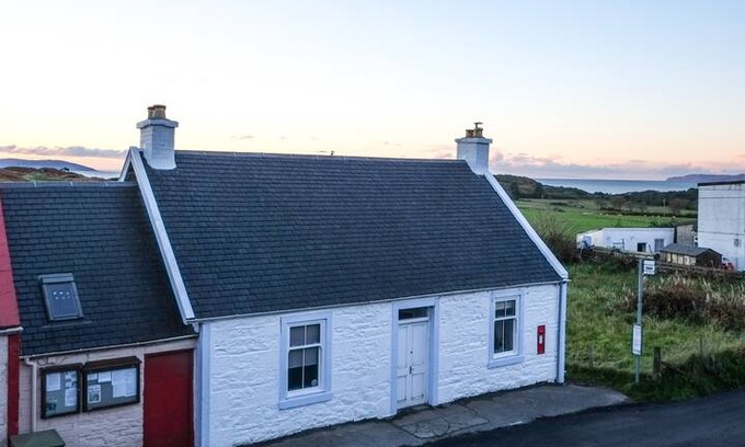 Carradale Cabin | The Postbox - Self-catering in Carradale, kintyre