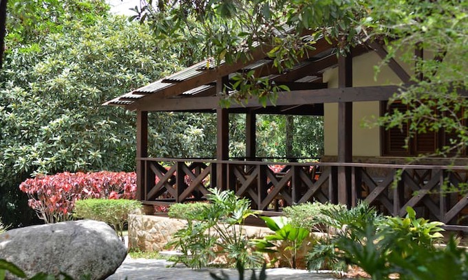 La Joya House | Cabaña Riverfront Studio - Rancho Pino y Sol