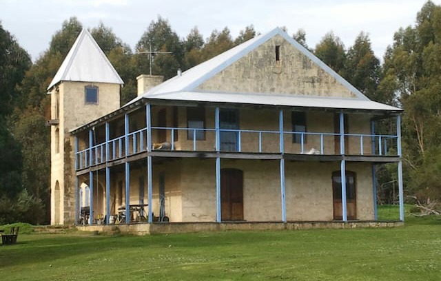 Forest Grove House | Wineries, beaches and seclusion