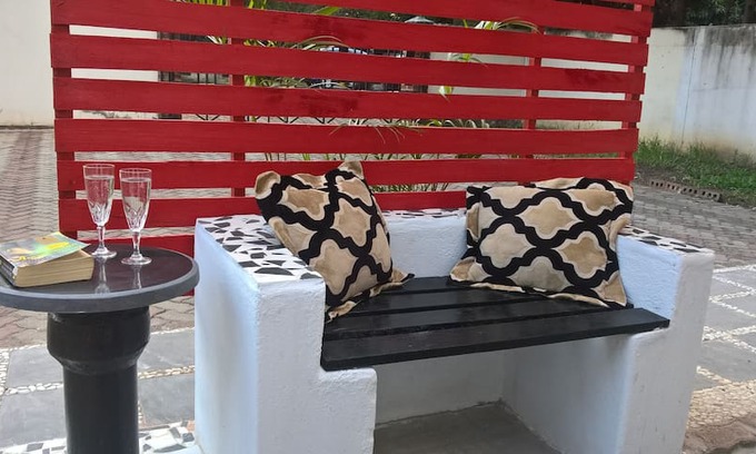 Harare Apartment | Modern fully furnished flat, Mold Crescant 2