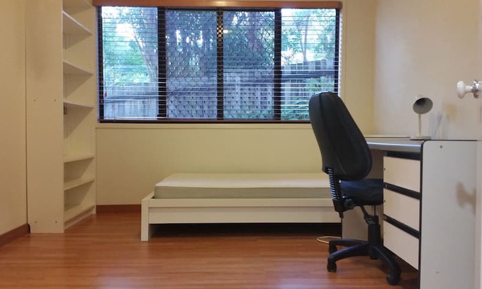 Holland Park West House | Lovely and comfortable place to stay in Brisbane