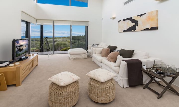 Magenta Shores House | Stunning Beach House with amazing views