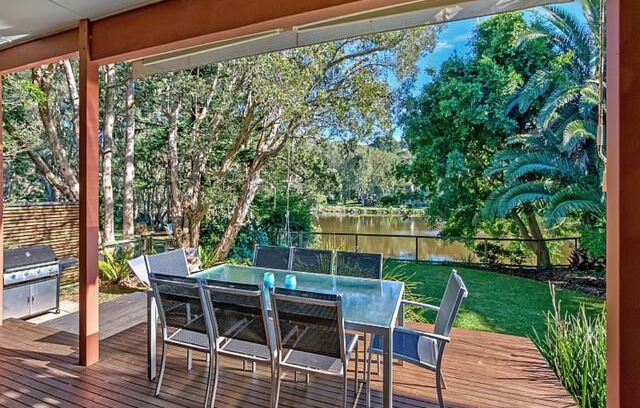 Pearl Beach House | Two Waters Between The Ocean & Lagoon