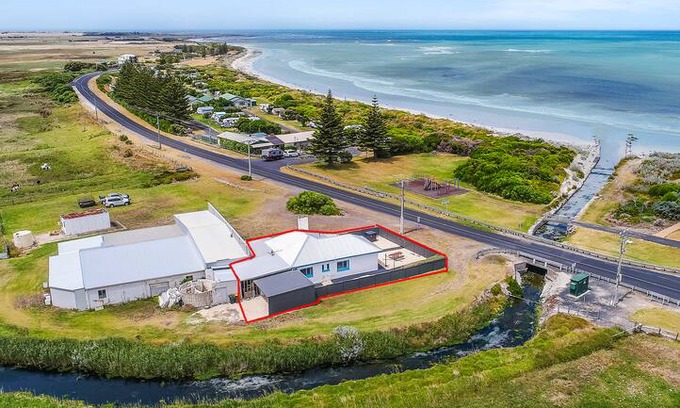 Port Macdonnell House | Woolwash Fisherman's Retreat