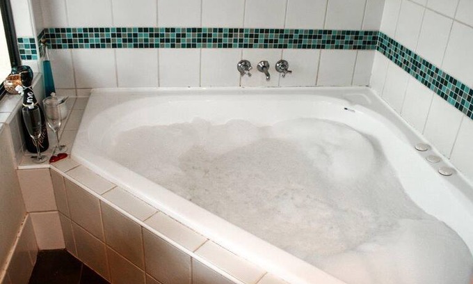 Napier Other | Cloud Nine Spa Chalet- ARCADIA