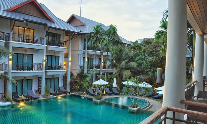 Rawai Hotel | Navatara Phuket Resort(SHA Extra Plus)