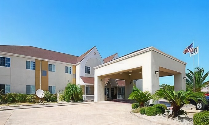 Clute Hotel | TownePlace Suites by Marriott Lake Jackson Clute