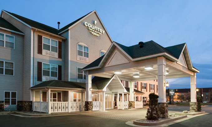 Stevens Point Hotel | Country Inn & Suites by Radisson, Stevens Point, WI