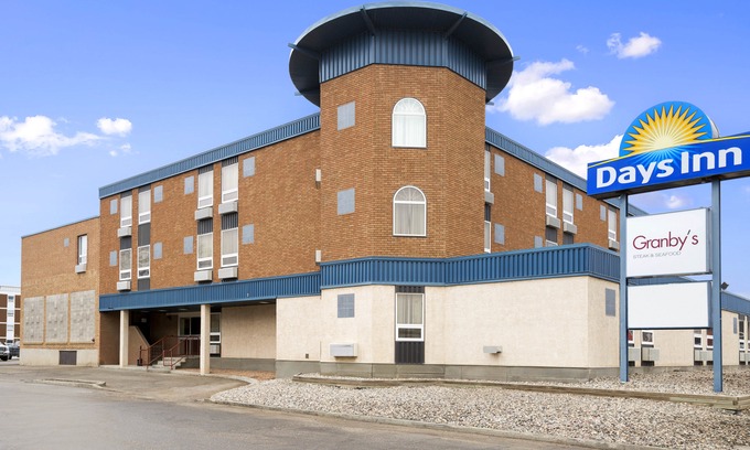 Estevan Hotel | Days Inn by Wyndham Estevan