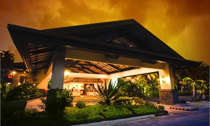 Davao Hotel | Waterfront Insular Hotel Davao
