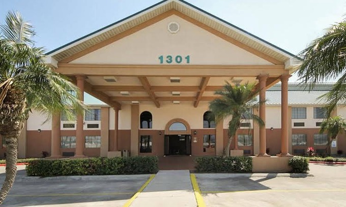 Pharr Hotel | Americas Best Value Inn Pharr
