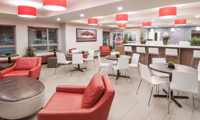 Fort St. John Hotel | Microtel Inn & Suites by Wyndham Fort St John