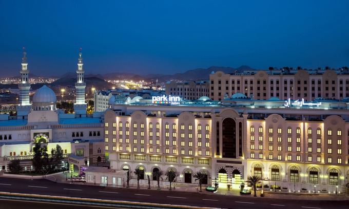 Mecca Hotel | Park Inn by Radisson Makkah Al Naseem