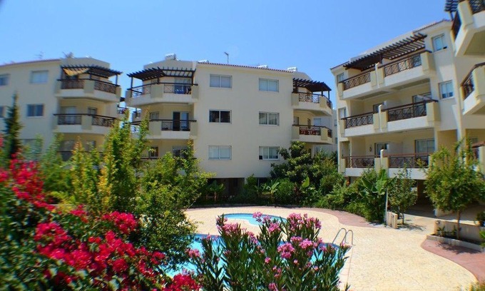 Universal Hotel | Artemis Cynthia Complex
