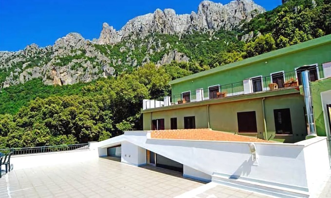 Oliena Hotel | Enis Monte Maccione