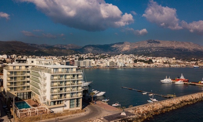Chios Town Hotel | Chios Chandris