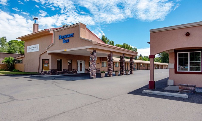 Gunnison Hotel | Rodeway Inn Gunnison